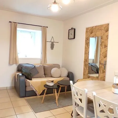 Gite - Les Pivoines - Les Jardins De Kerellec - 20Min De La Mer 4 A 6 Personnes Terrasse Jacuzzi Plouvorn Exterior photo