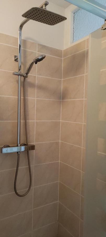 Holiday home - Les Pivoines - Les Jardins De Kerellec - 20min De La 4 A 6 Personnes Terrasse Jacuzzi *